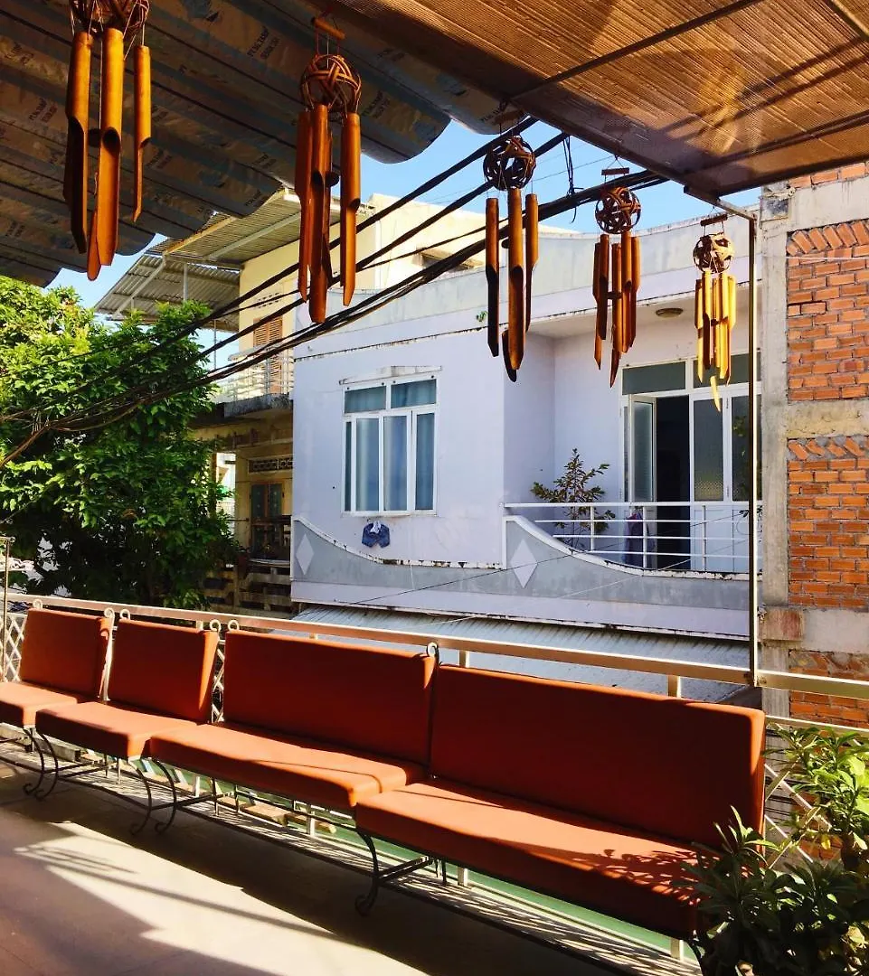 Motel & Home Stay Rong Vang Nha Trang Otel