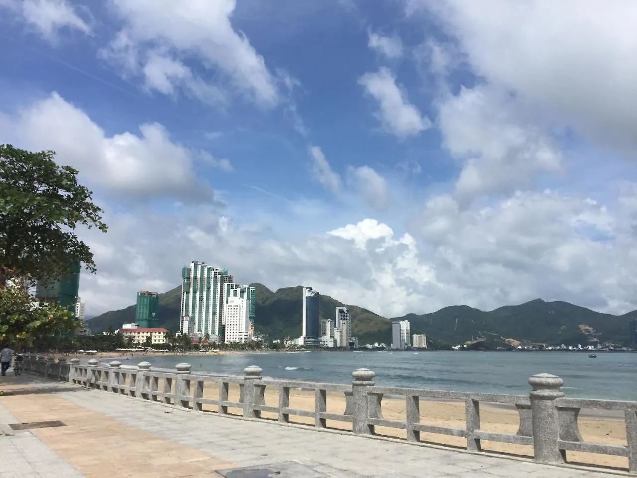 Motel & Home Stay Rong Vang Nha Trang Otel